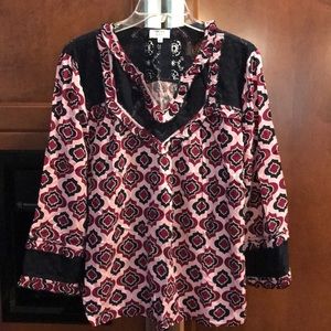 Crown &Ivy peasant top